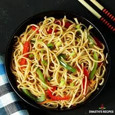 Hakka noodles veg