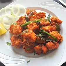 Chicken Pakoda (bone /less)