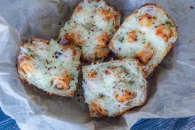 Panner stuffed garlic bread